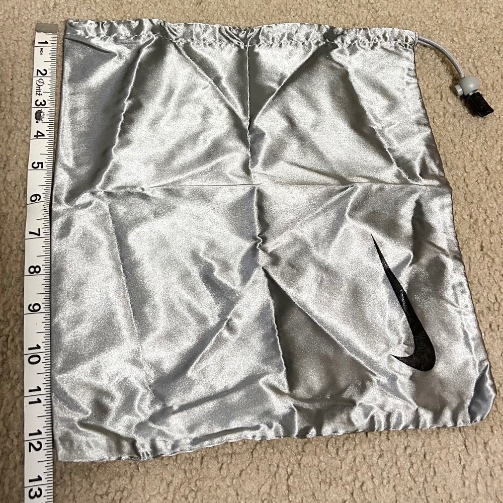 Nike Grey Silver Black Swoosh Drawstring Cinch Bag Gym Travel